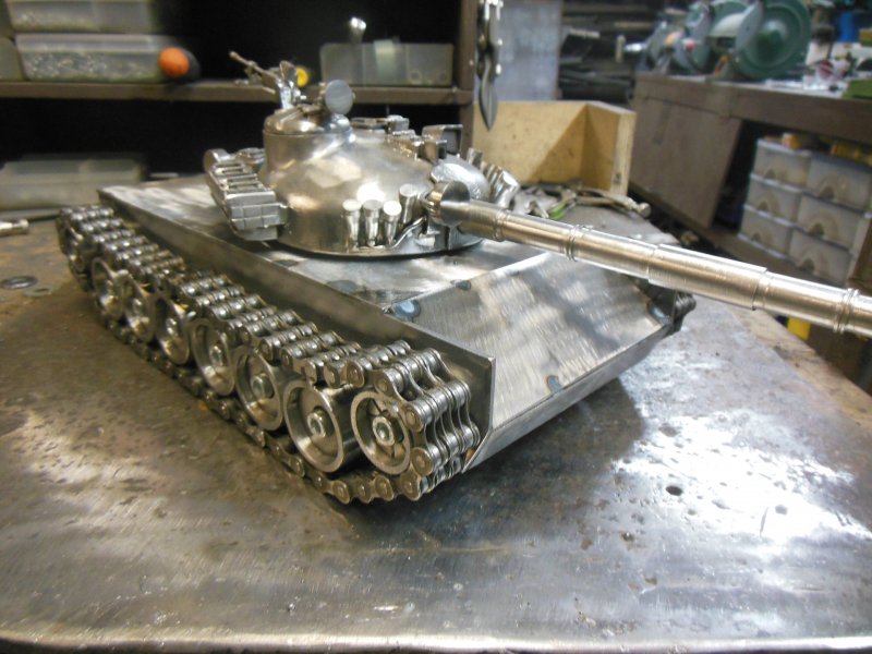 Самодельный танк из металла