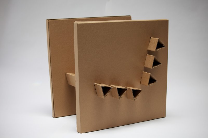 Дизайнерские изделия из картона