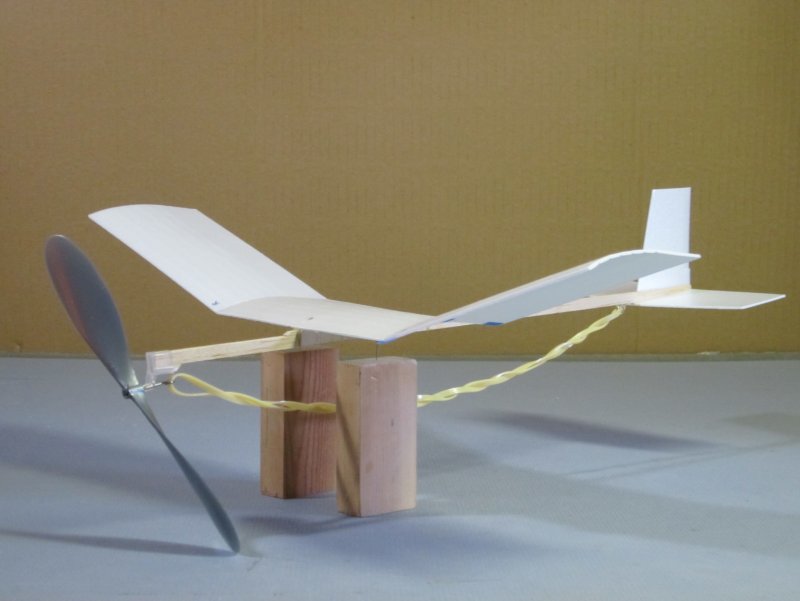 Модели самолетов из пенопласта