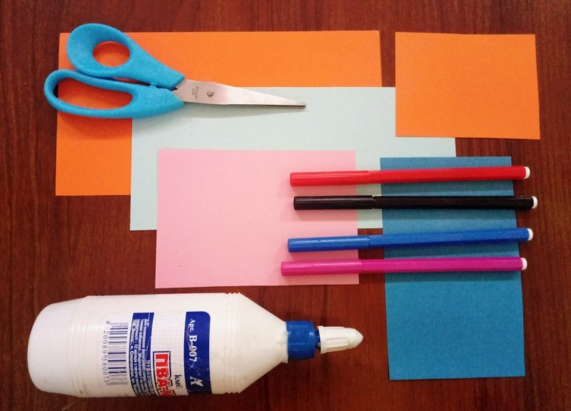 Цветная бумага ножницы клей