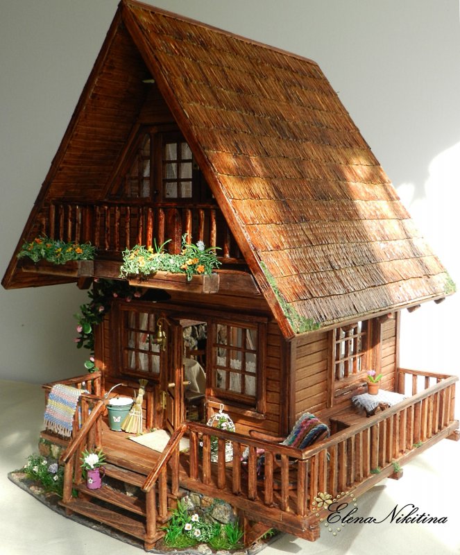 Сказочный домик из дерева Елена Никитина