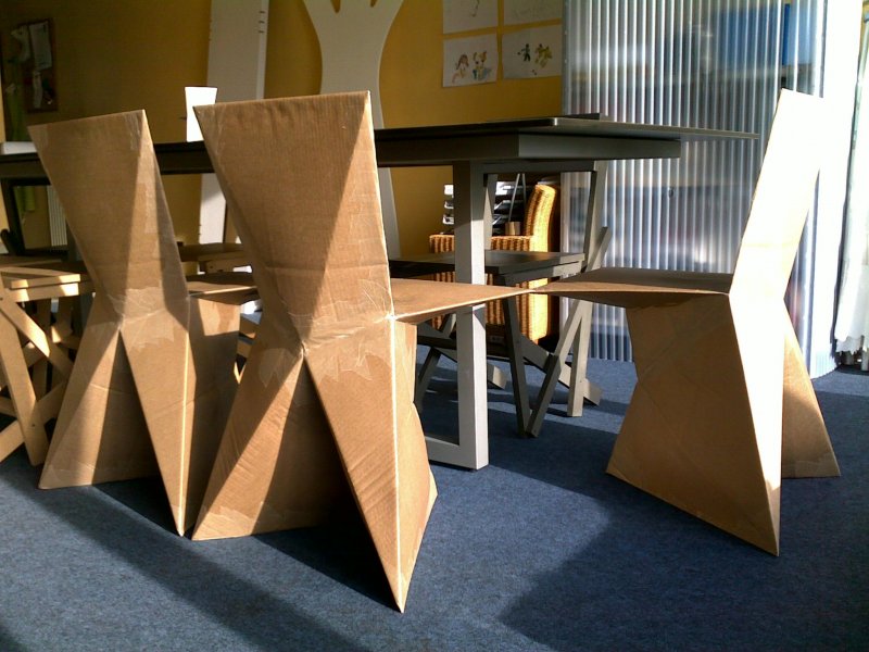 Мебель из картона