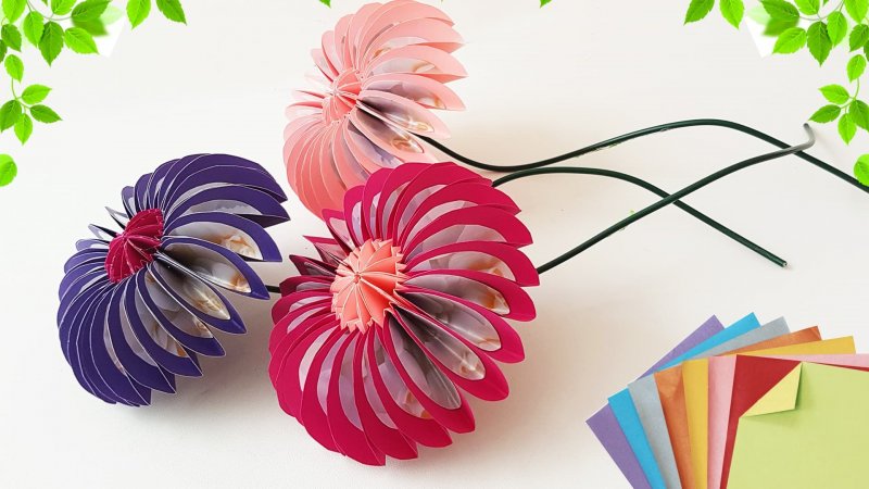 Оригинальные цветы из цветной бумаги