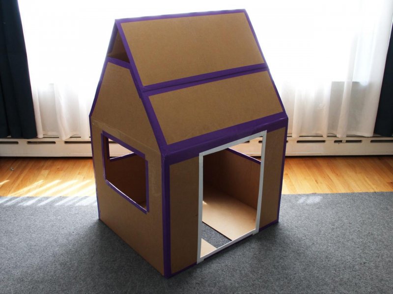 Домик из картонных коробок для детей