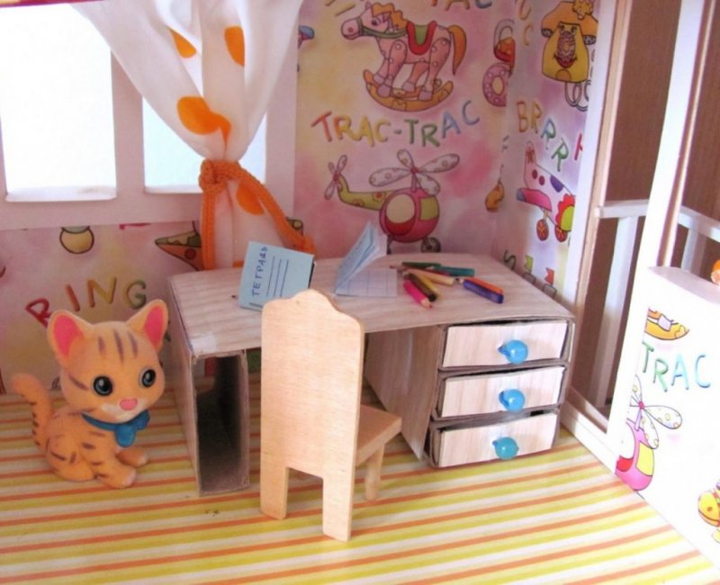 Мебель из коробочек для кукол