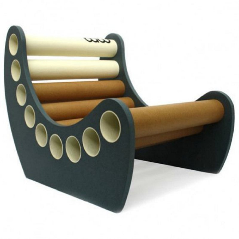 Кресло из картонных труб