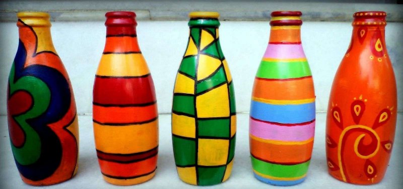 Разрисованные пластиковые бутылки
