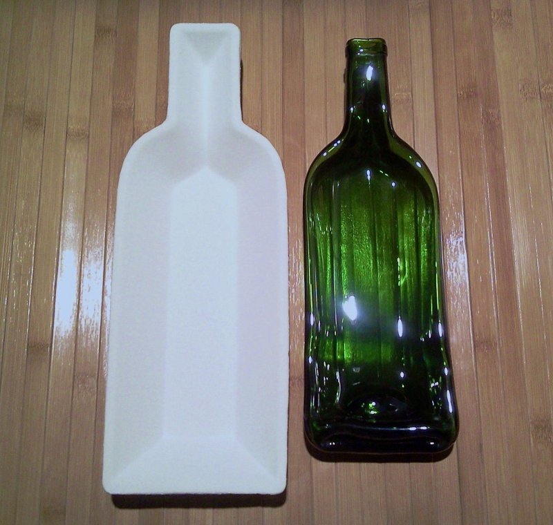 Плавленные стеклянные бутылки