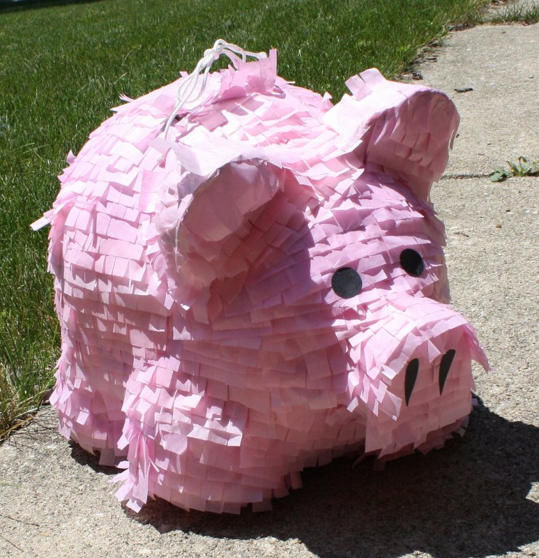 Объемная поделка свинья