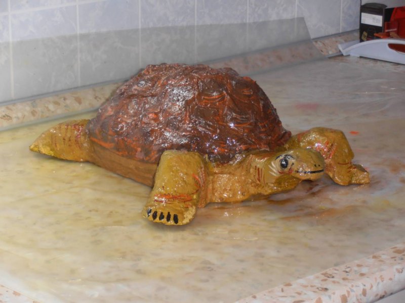 Черепаха из цемента