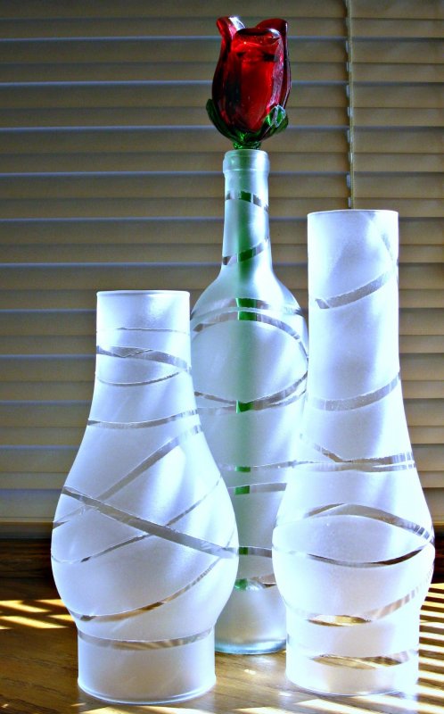 Украшение клумб пластиковыми бутылками