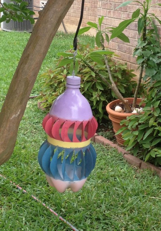 Вертушки из бутылок пластиковых для сада
