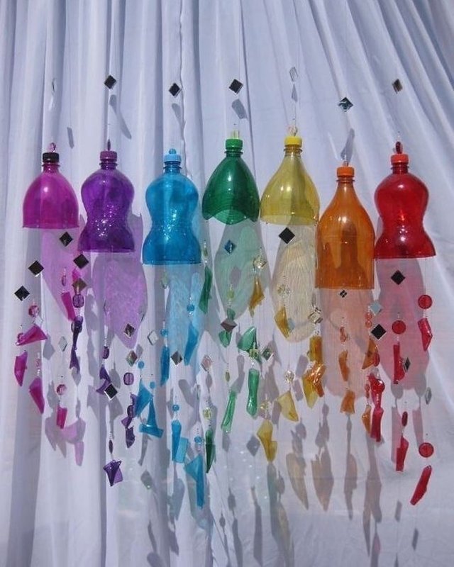 Декор из пластмассовых бутылок