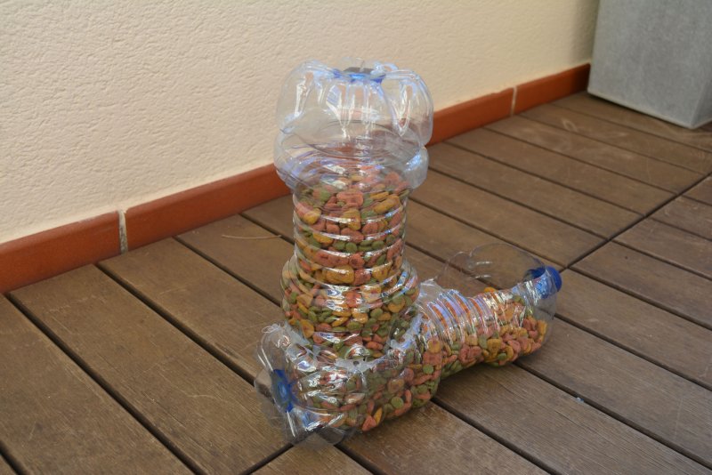 Подставка из пластиковой бутылки