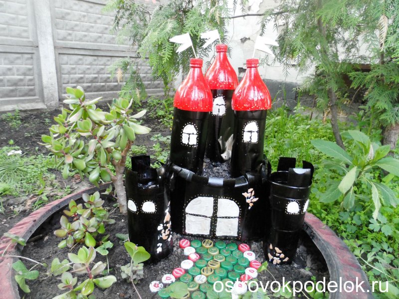 Фигурки из пластиковых бутылок для сада
