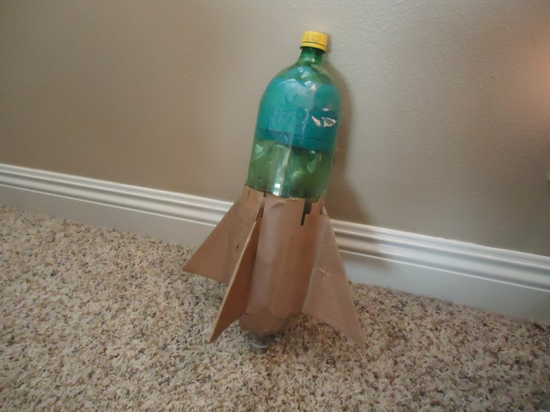 Ракета из стеклянной бутылки