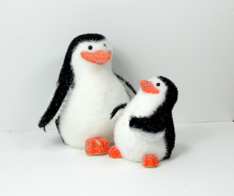 Пингвин из снега своими руками