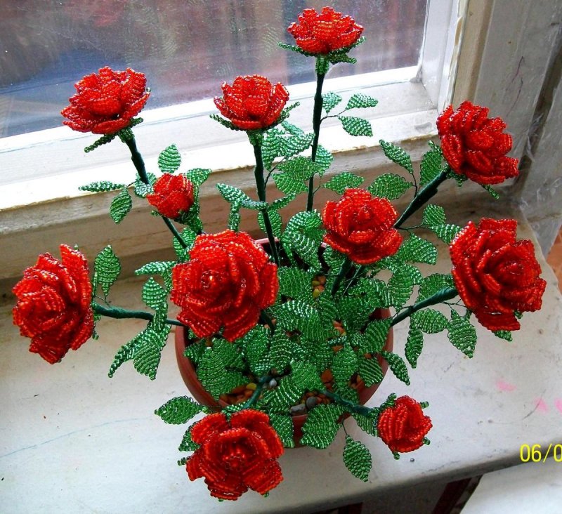Бисероплетение цветы розы