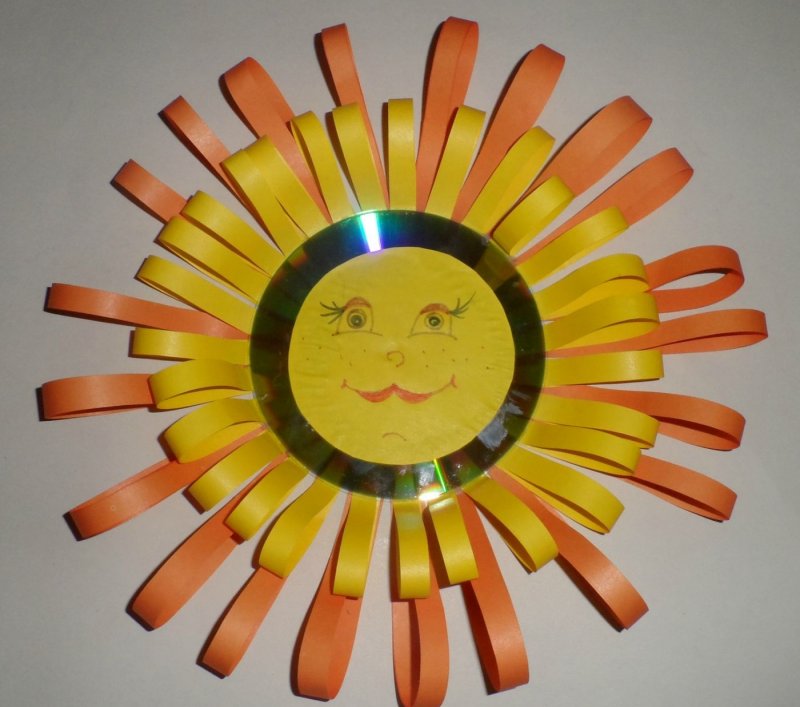 Солнышко из ткани для детского сада