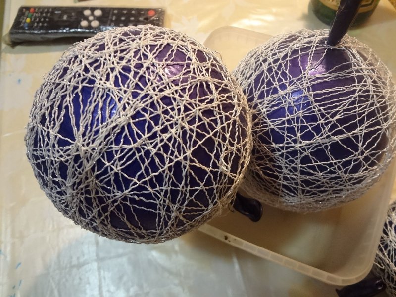 Плетеные шары из ниток