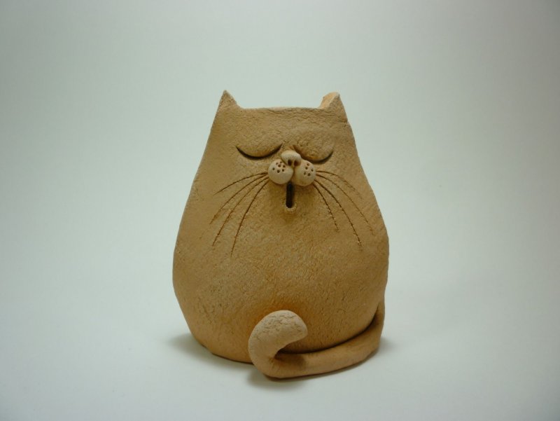Котик из глины