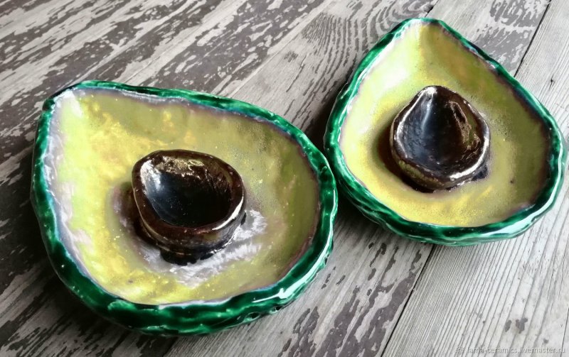 Тарелка авокадо керамика