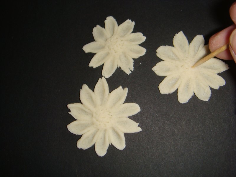 Цветы из соленого теста
