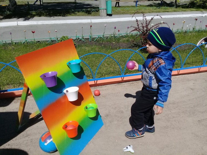 Игрушки для улицы в детский сад