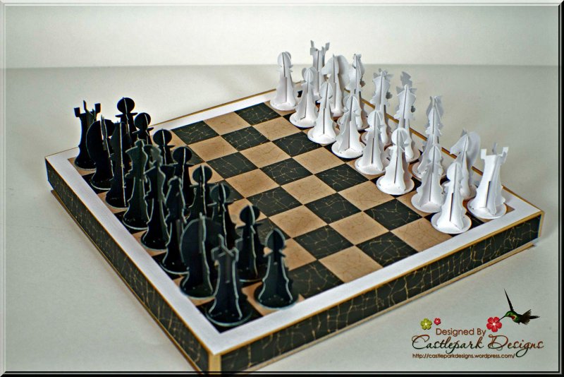 Картонные шахматы