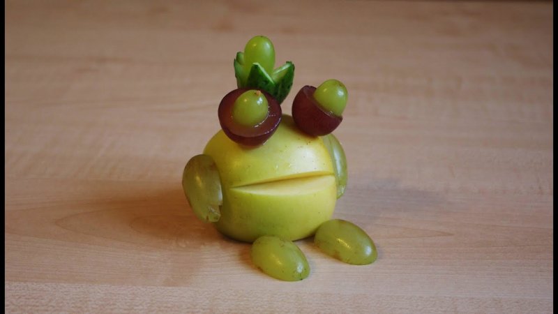 Лягушка из овощей поделка