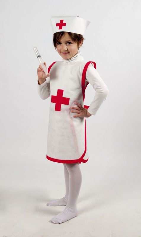 Ребенок в костюме врача