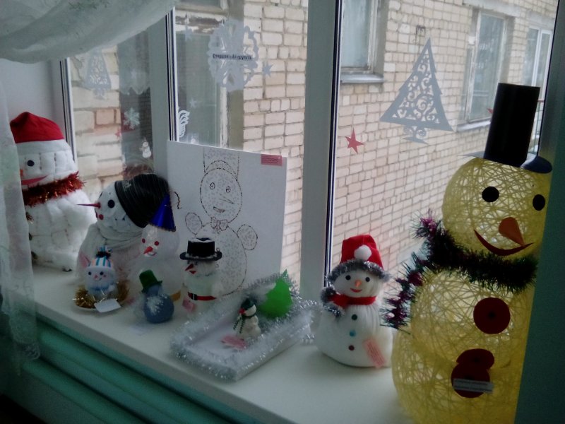 Выставка парад снеговиков в детском саду