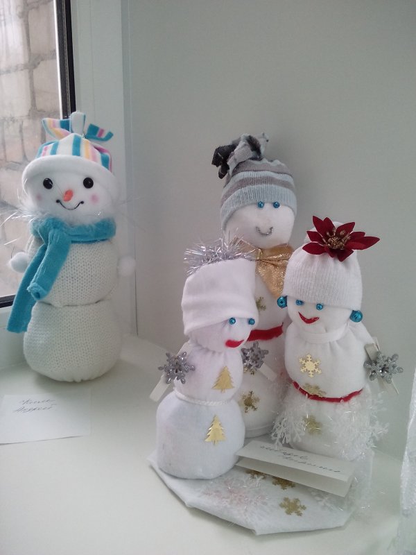 Выставка парад снеговиков в детском саду