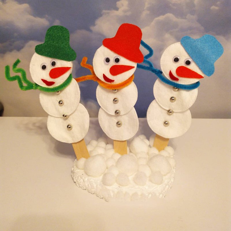 Снеговик из снега на конкурс в детском саду