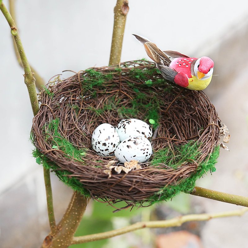 Птица в гнезде декор в саду