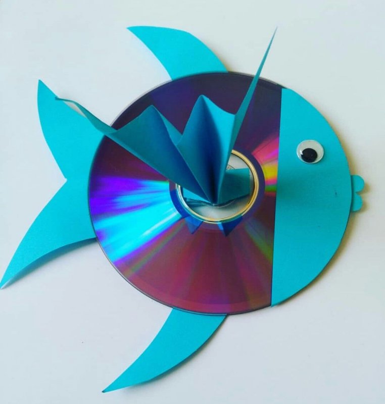 Рыбка из СД дисков