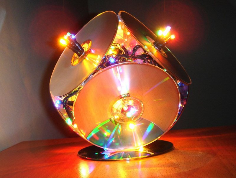 Лампы из компакт дисков