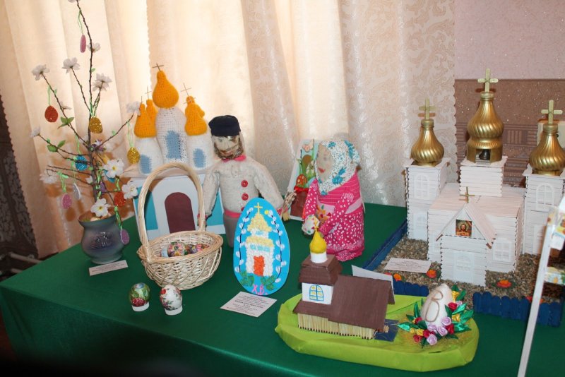 Выставка поделок православной школы