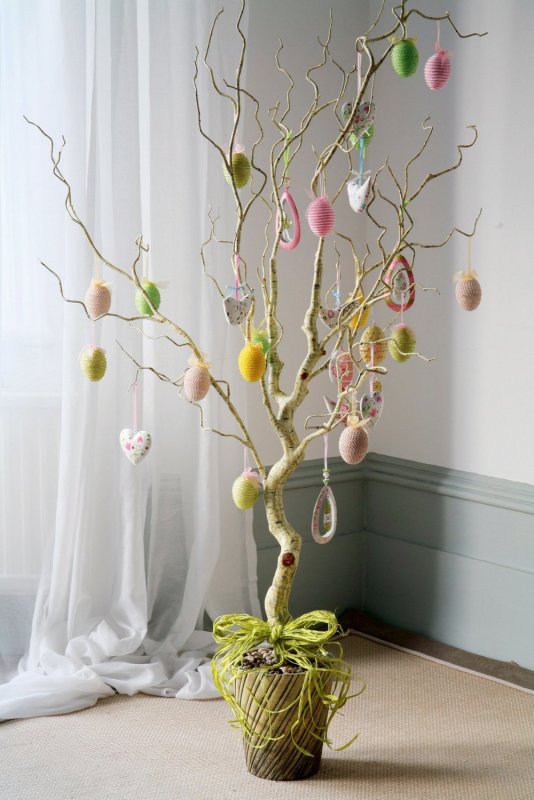 Декоративное пасхальное дерево