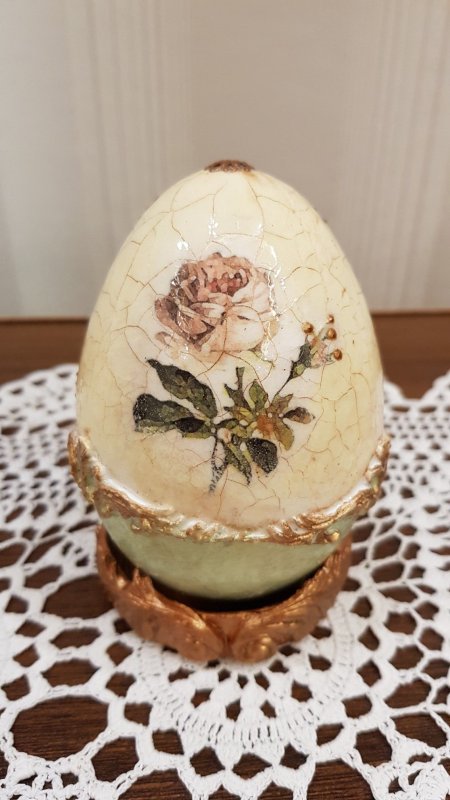 Декор деревянных пасхальных яиц