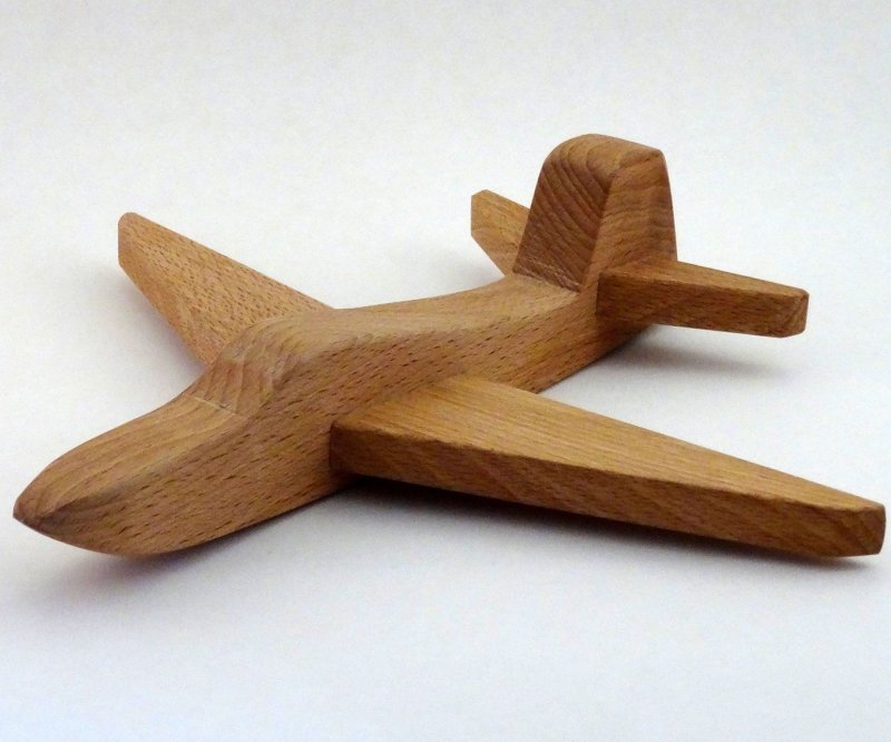 Деревянный самолет