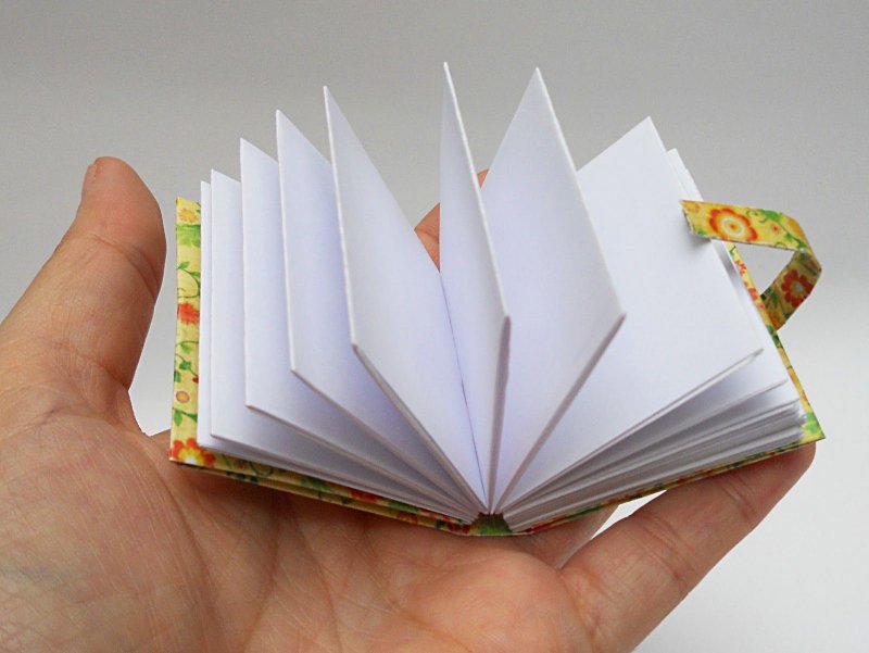 Маленькие книжки из бумаги