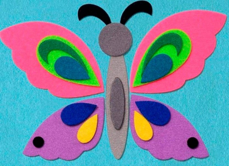 Бабочка машет крыльями поделка