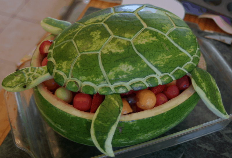 Черепаха из арбуза