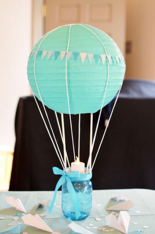 Воздушный шар с корзиной декор