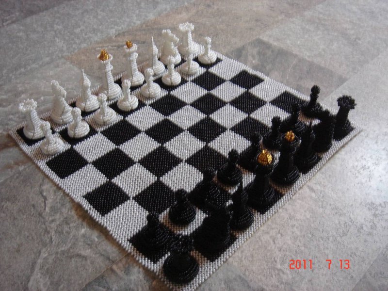 Вязаная шахматная доска