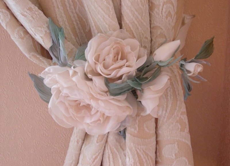 Цветы из ткани для штор