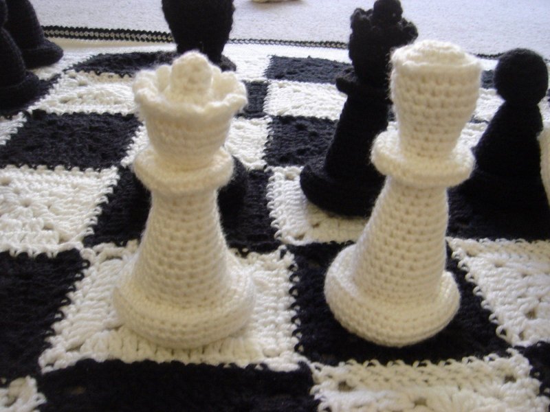 Вязаные шахматные фигуры