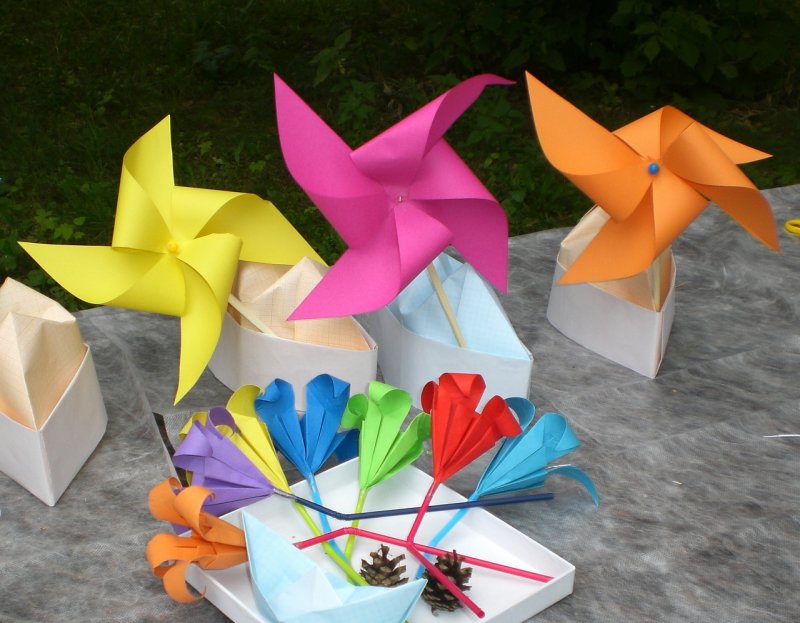 Игрушка вертушка оригами
