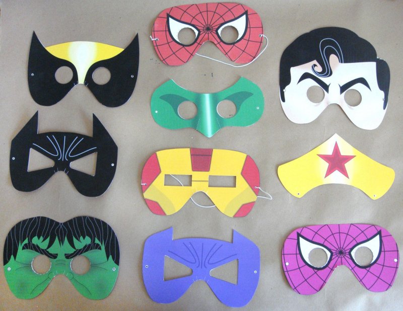 Картонные маски супергероев